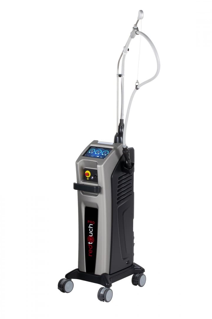 Prístroj DEKA RedTouch PRO - prvý 675 nm laser na rejuvenizáciu pleti v Skin Poetry Prešov